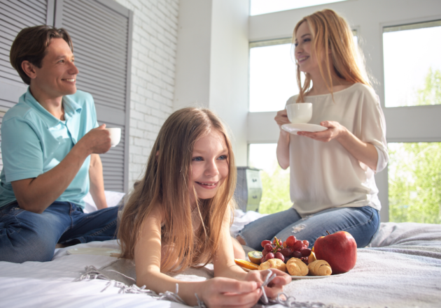 コーヒーを飲んでいいのは何歳から 子どもはカフェインの摂り過ぎに注意 ホリーズカフェ 株式会社 ホリーズ Hollys Corporation